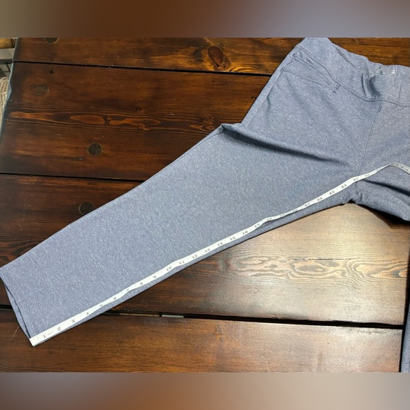 Adidas Ultimate 365 Golf Pants Blue W/ Pockets Cropped Pull On Womens Small - Picture 9 of 11